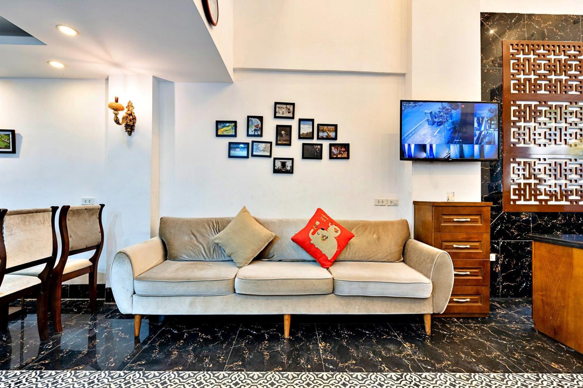 Serene Hotel Hanoi Bagian luar foto