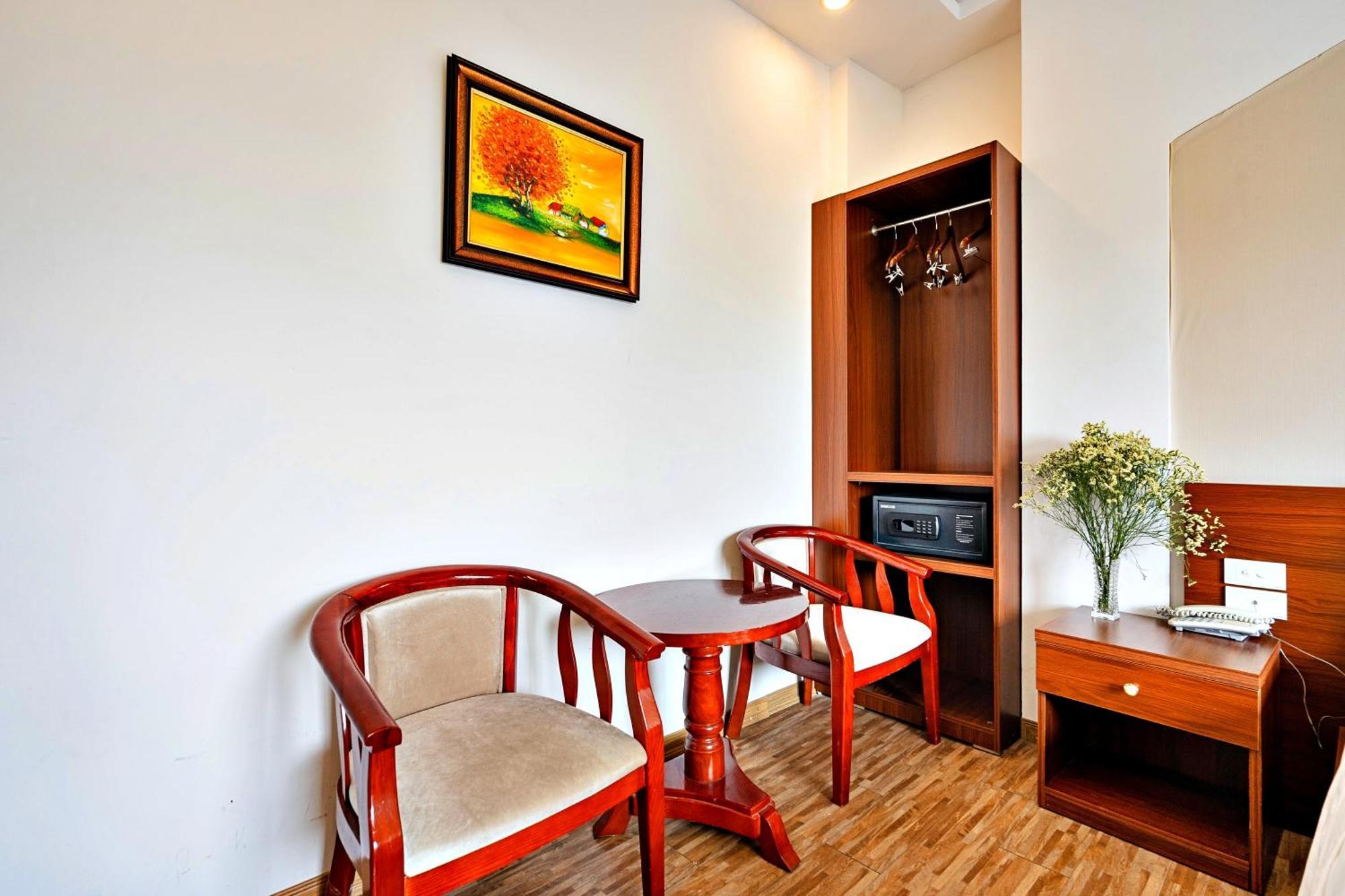 Serene Hotel Hanoi Bagian luar foto