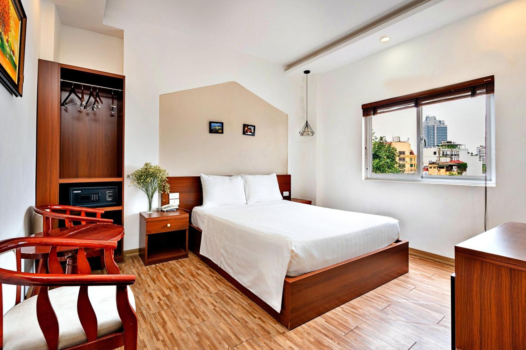Serene Hotel Hanoi Bagian luar foto
