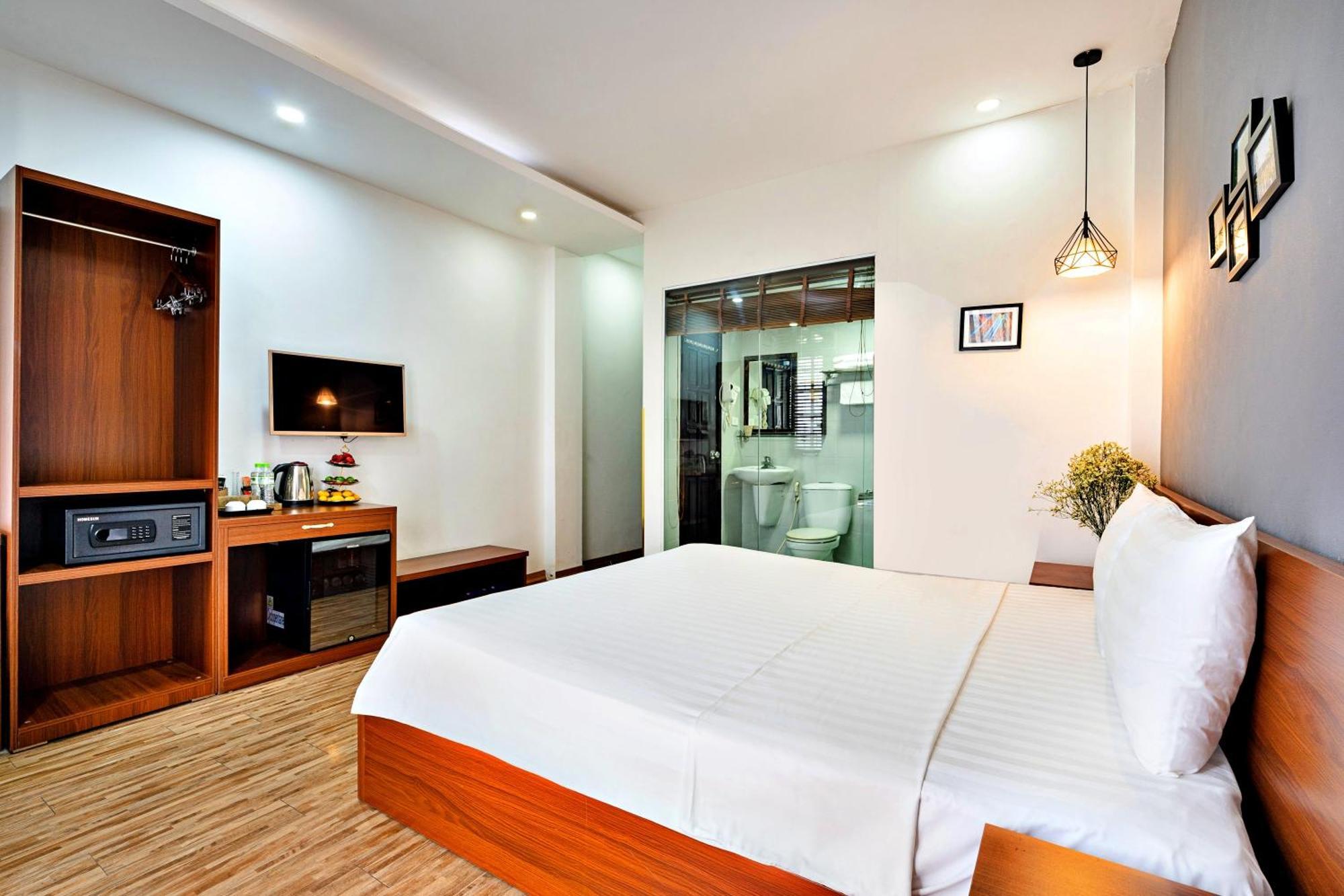 Serene Hotel Hanoi Bagian luar foto