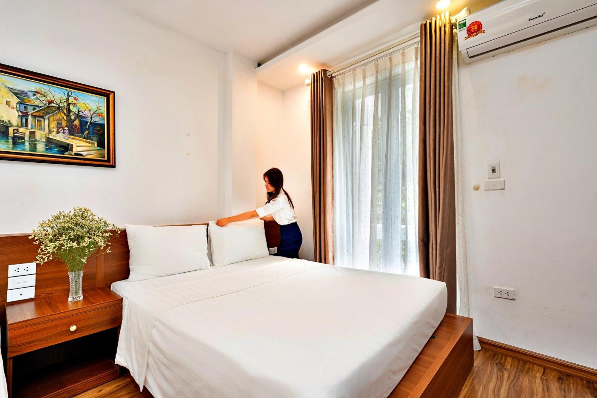 Serene Hotel Hanoi Bagian luar foto