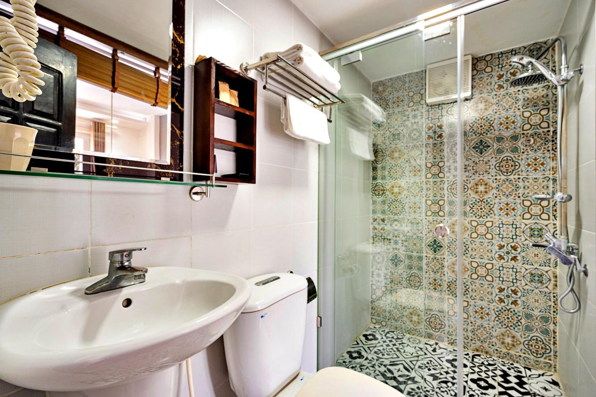 Serene Hotel Hanoi Ruang foto