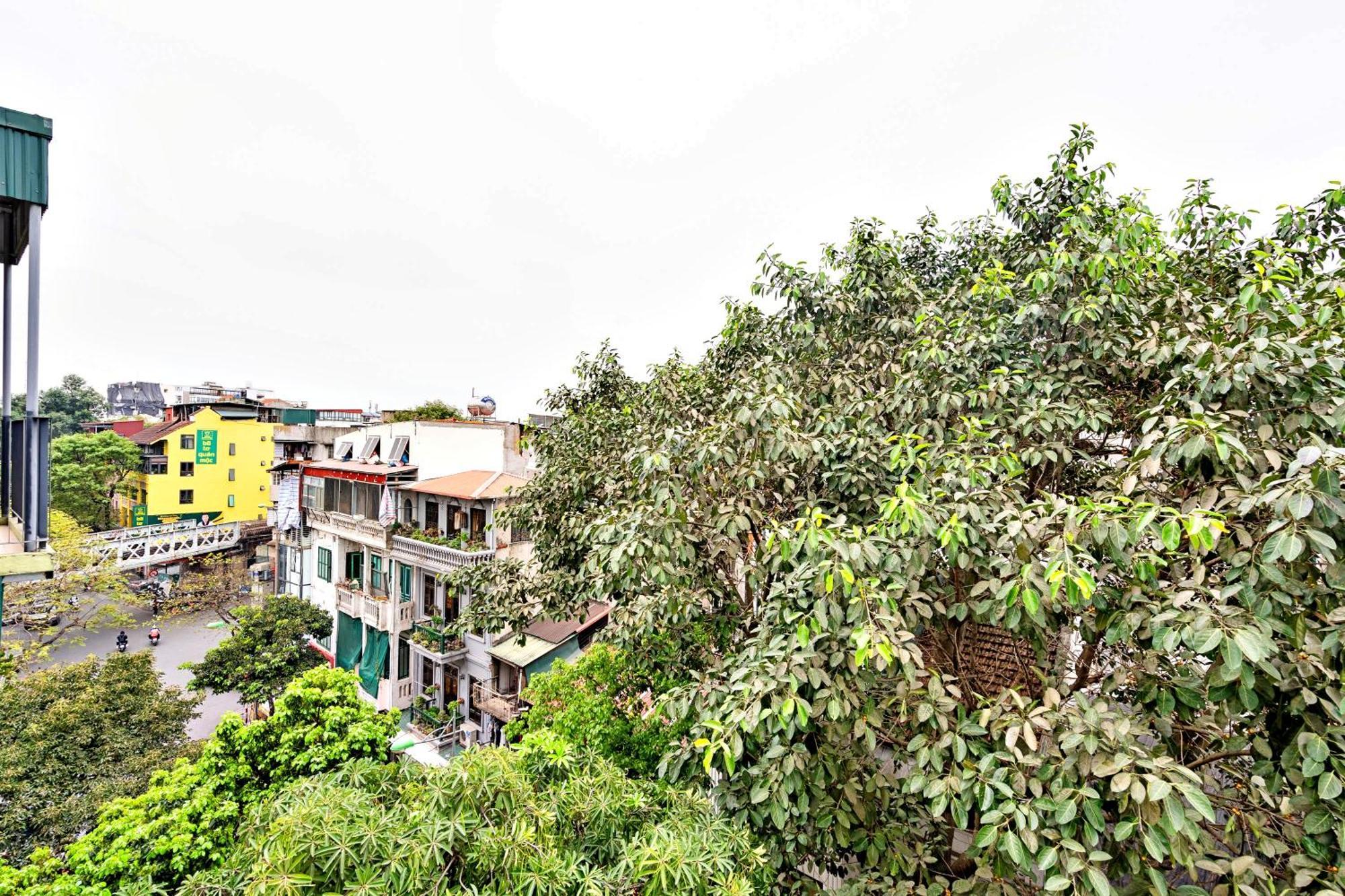 Serene Hotel Hanoi Bagian luar foto
